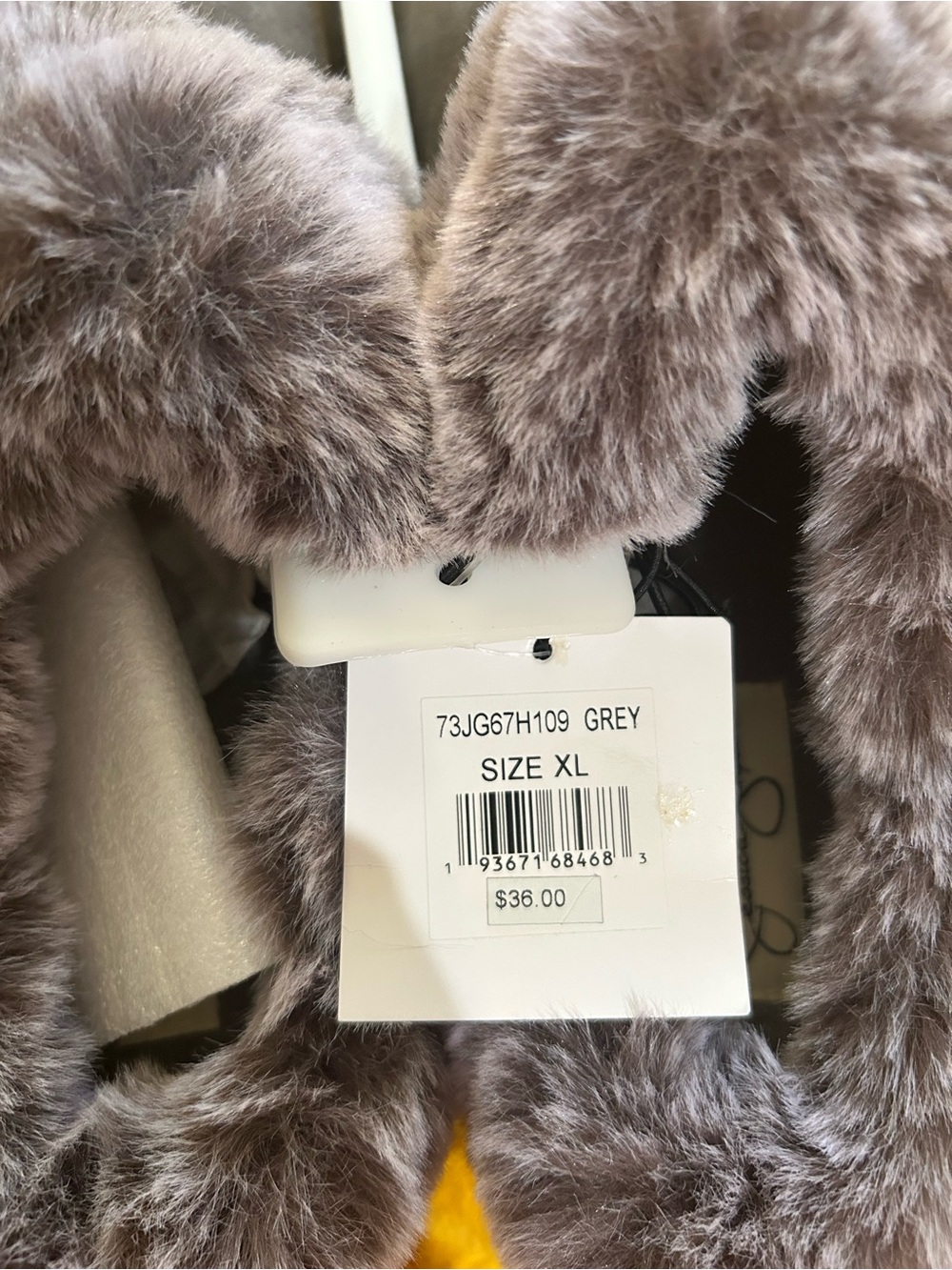 Jessica Simpson Grey Faux Fur Lined Slip-On Slippers Size 9/10 - Picture 2 of 5